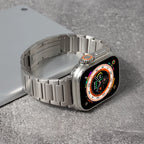 Titanium Edition - Apple Watch Band.