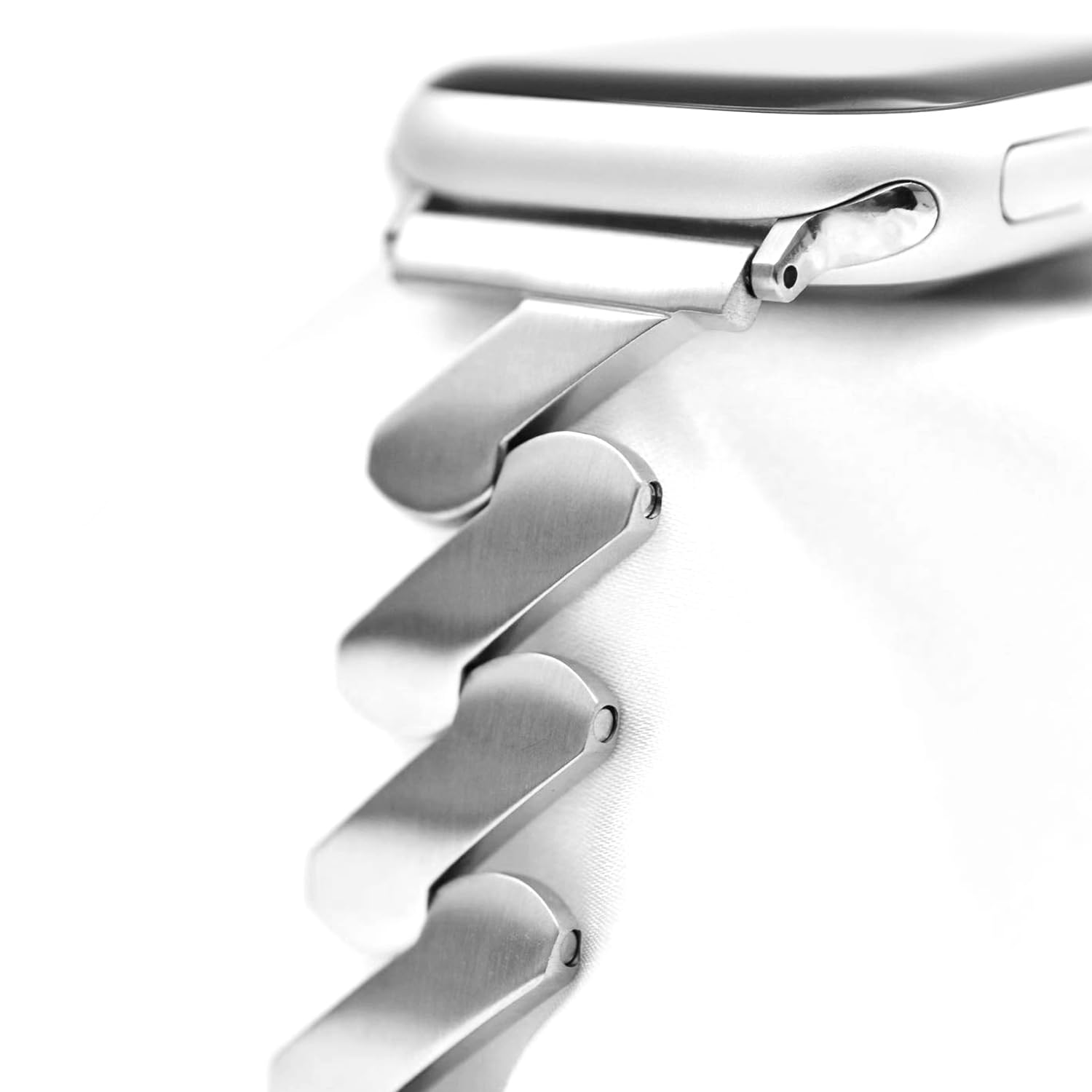 Starlight Quicksand Metal Apple Watch Band for Women.