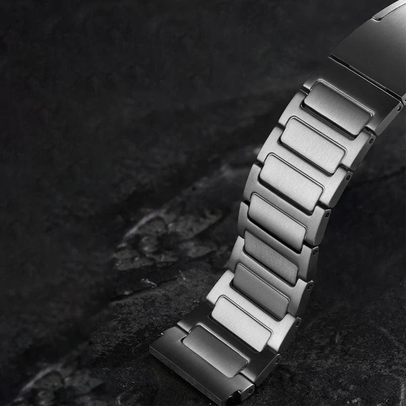 Titanium Edition - Apple Watch Band.